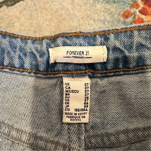 Forever 21 Premium high waisted distressed straight leg boyfriend jeans - Picture 12 of 14